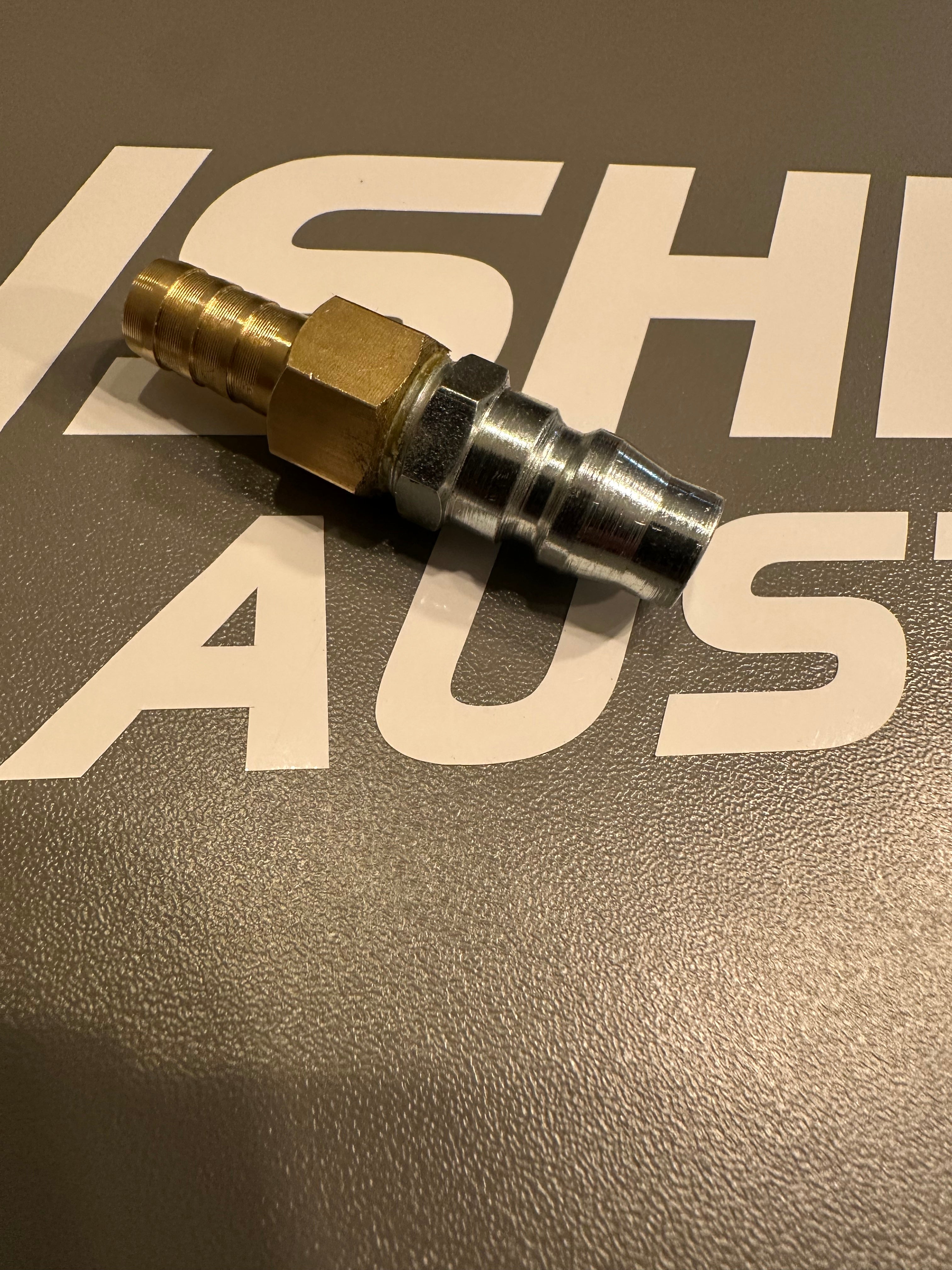 Druckluftnippel für Druckluftanschluss